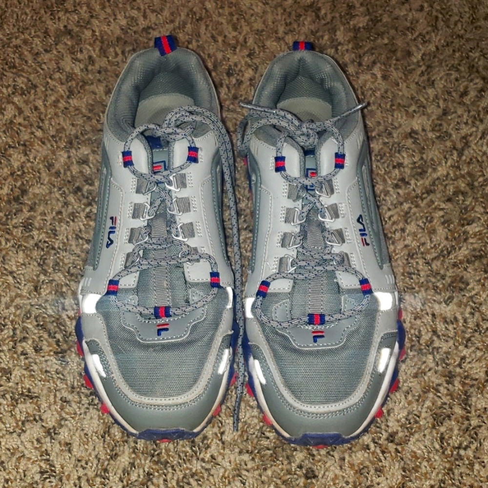 womens size 10 fila shoes